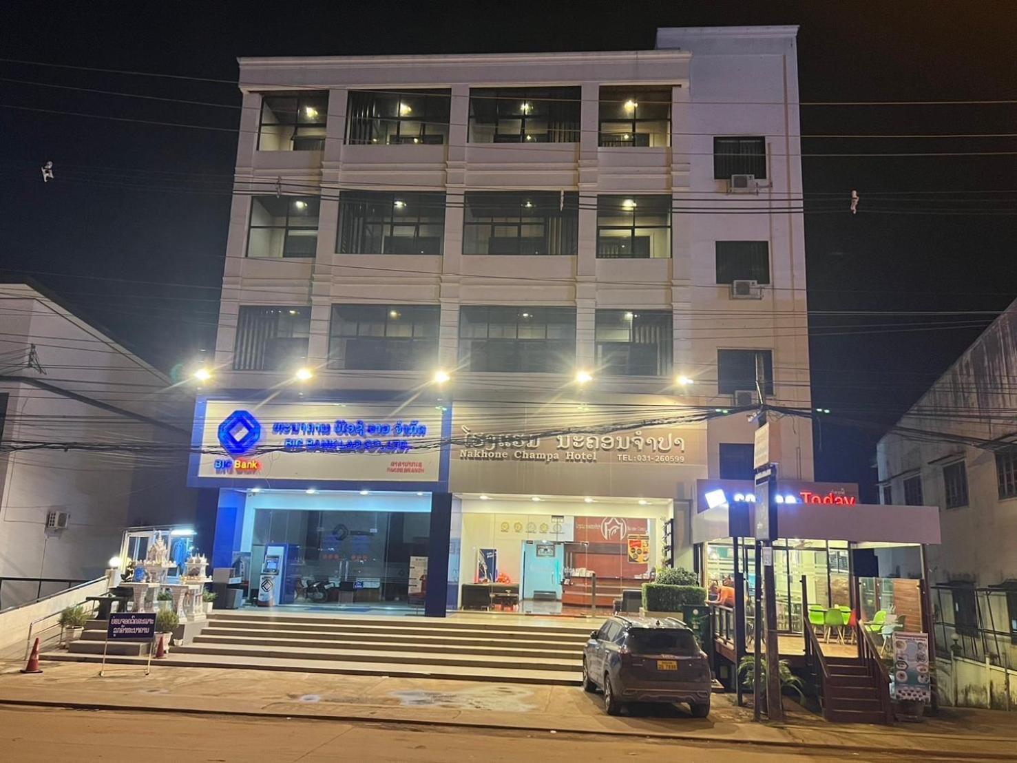 Nakhone Champa Hotel 빡세 외부 사진