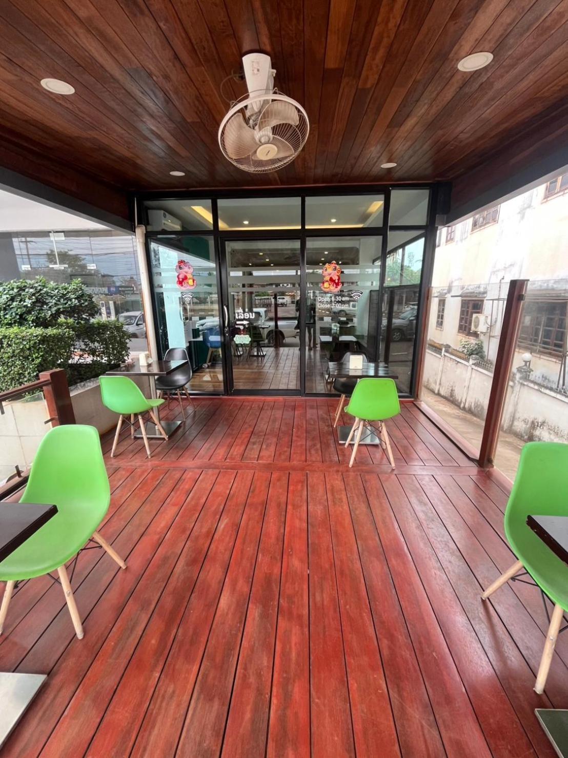Nakhone Champa Hotel 빡세 외부 사진